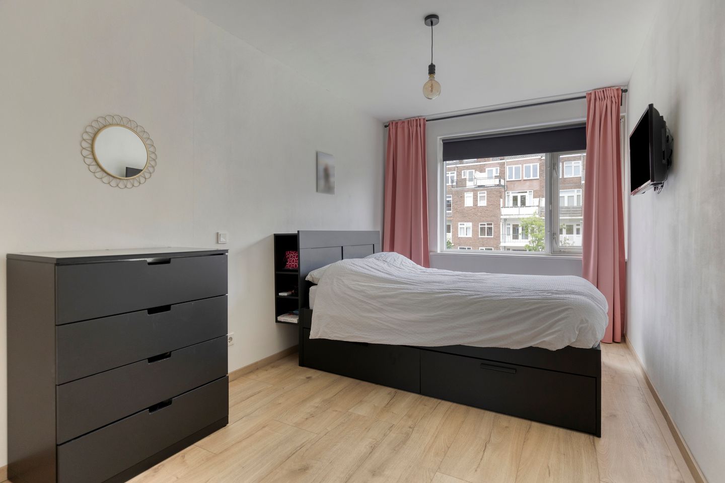 Foto 19 van Onderduikersstraat 98