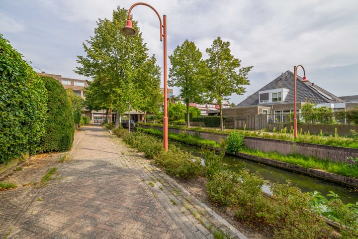 Foto 24 van Aart van der Leeuwstraat 7