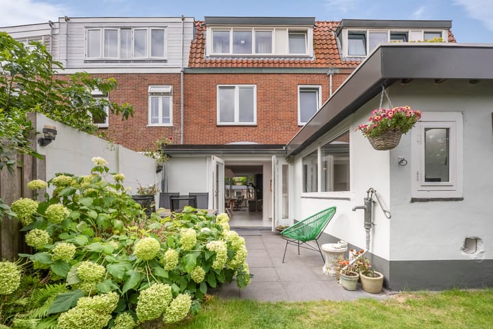 Foto 20 van Overtonstraat 24