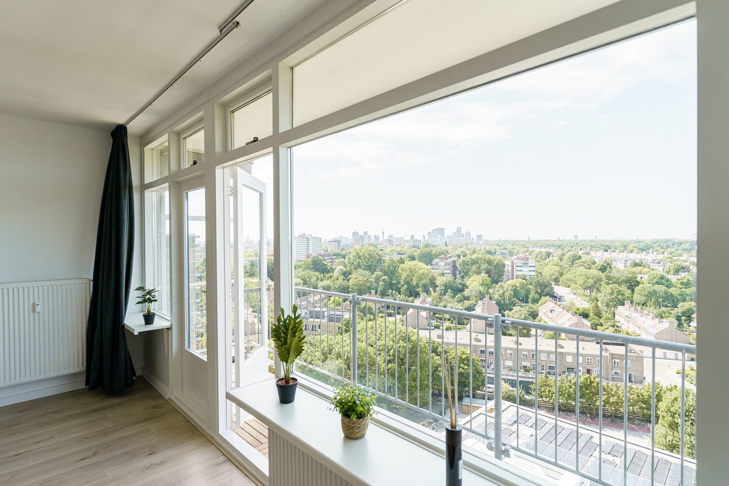 Foto 1 van Gradaland 151