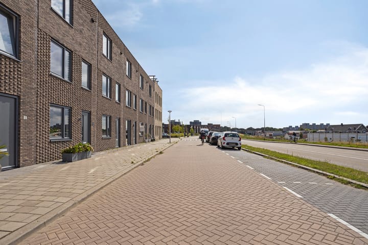 Foto 6 van Rijstpellerij 12