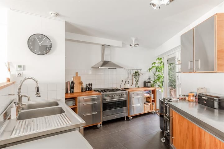 Photo 3 of Christiaan de Wetstraat 10