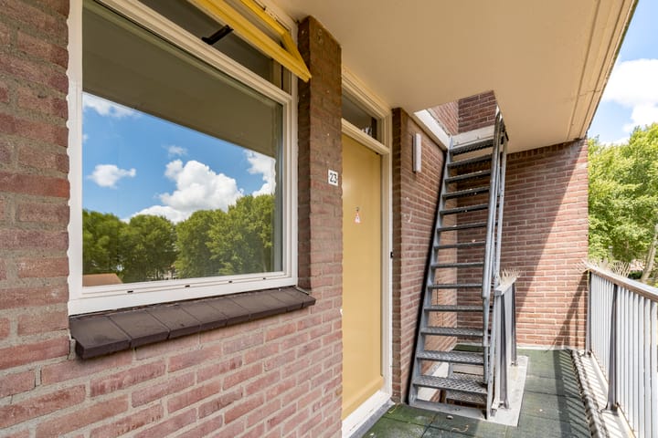 Foto 28 van Terpmeent 23