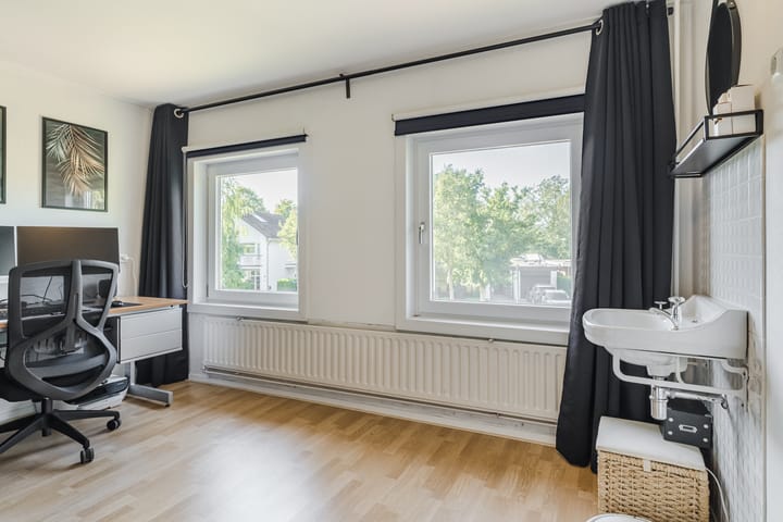 Foto 26 van Vijverweg 14