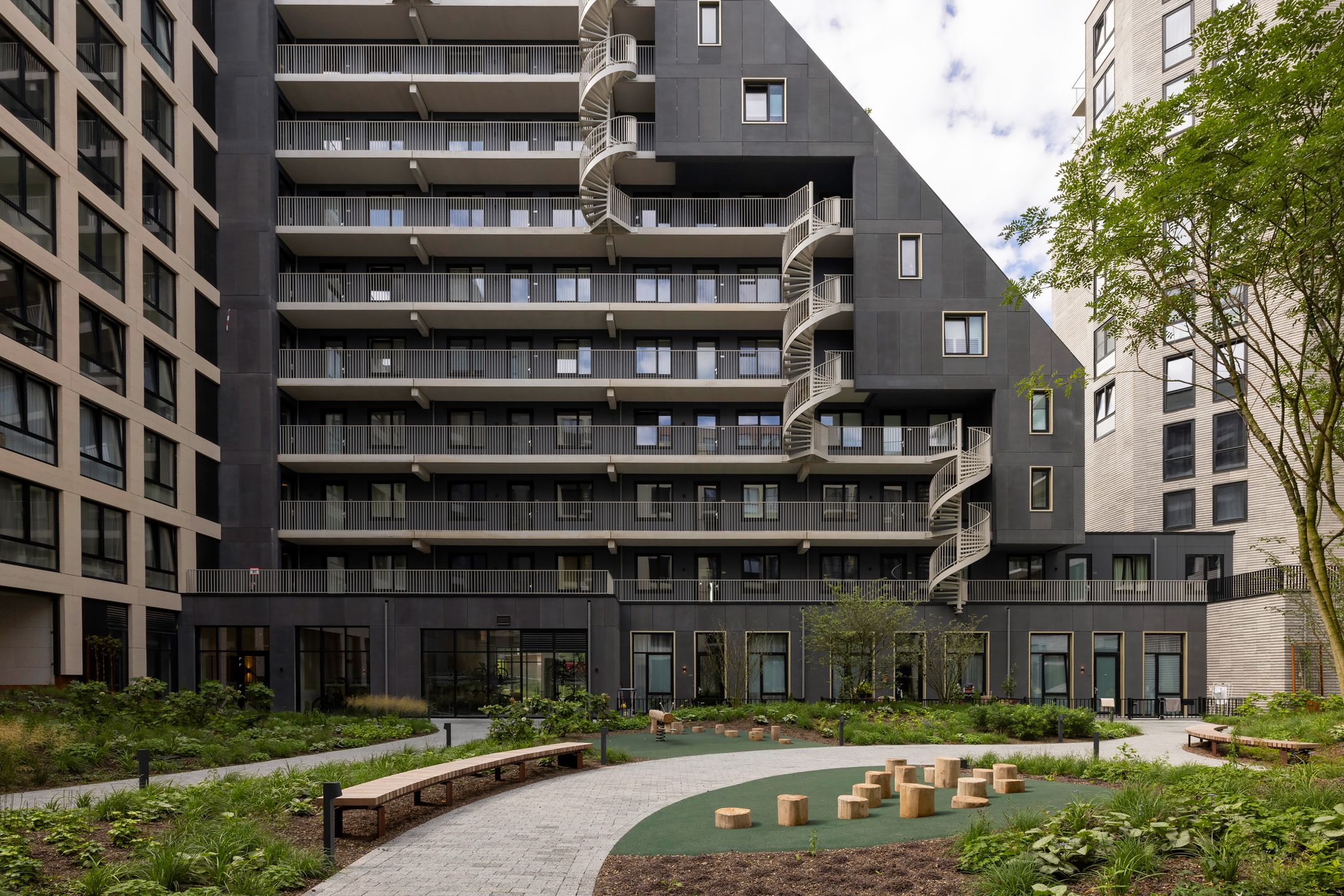 Foto 6 van Mies van der Rohestraat 245