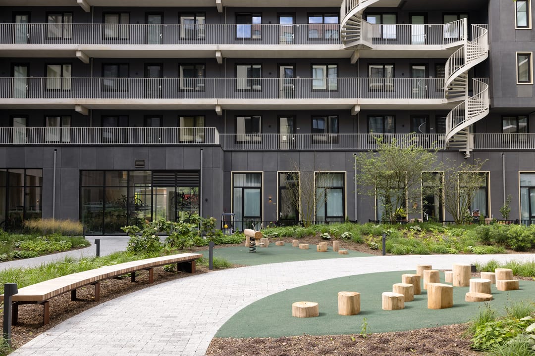 Foto 11 van Mies van der Rohestraat 245