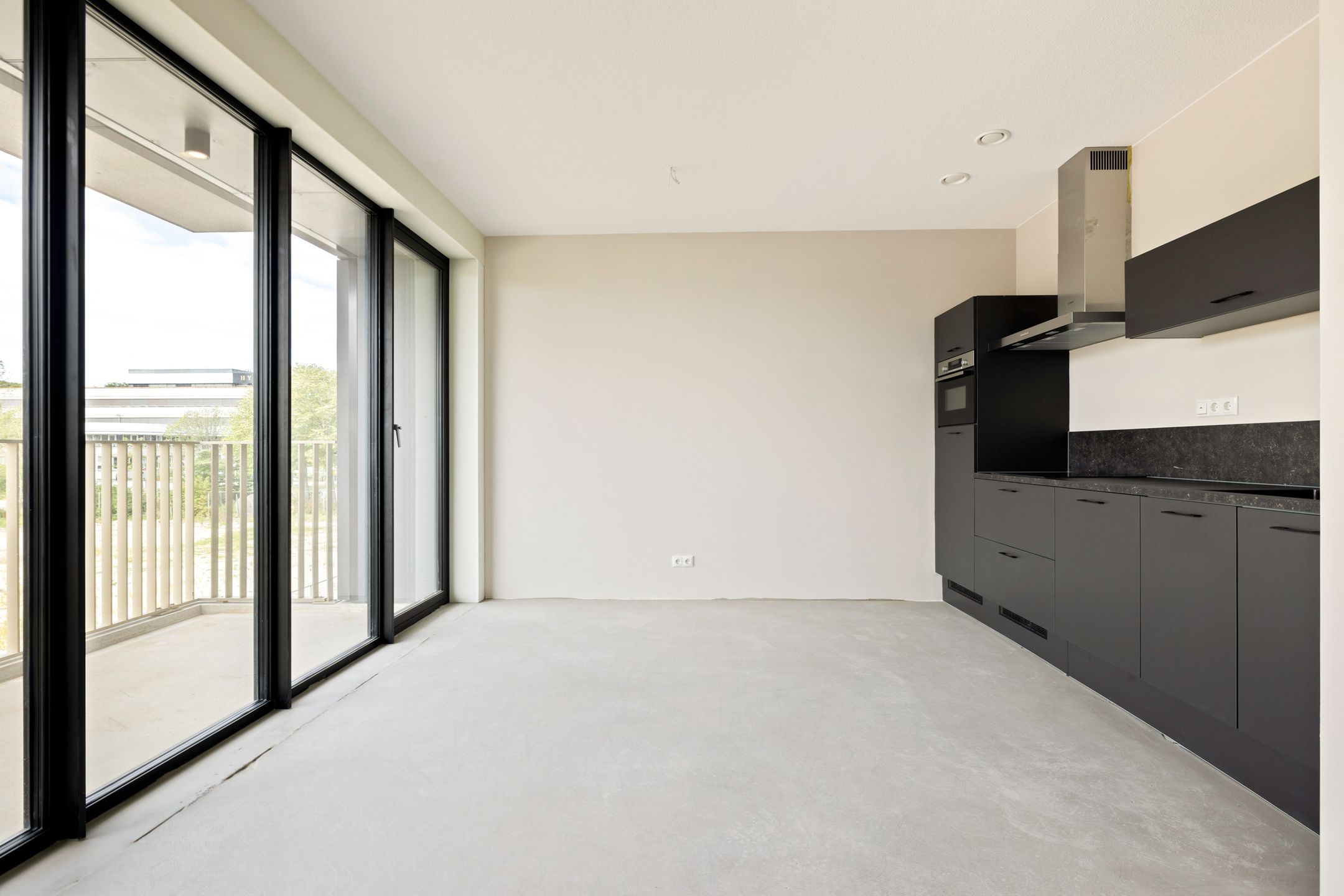 Foto 18 van Mies van der Rohestraat 245