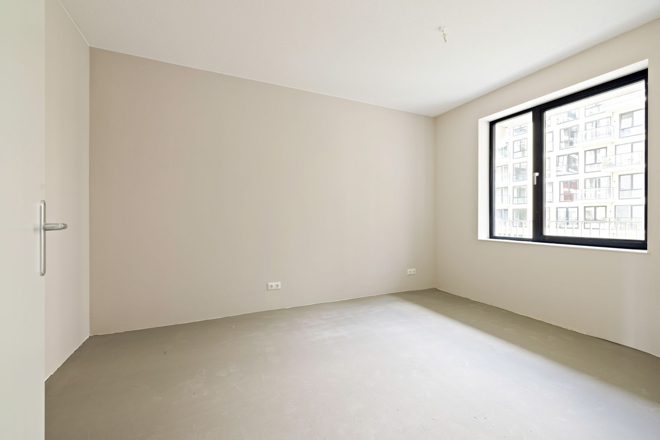 Foto 24 van Mies van der Rohestraat 245