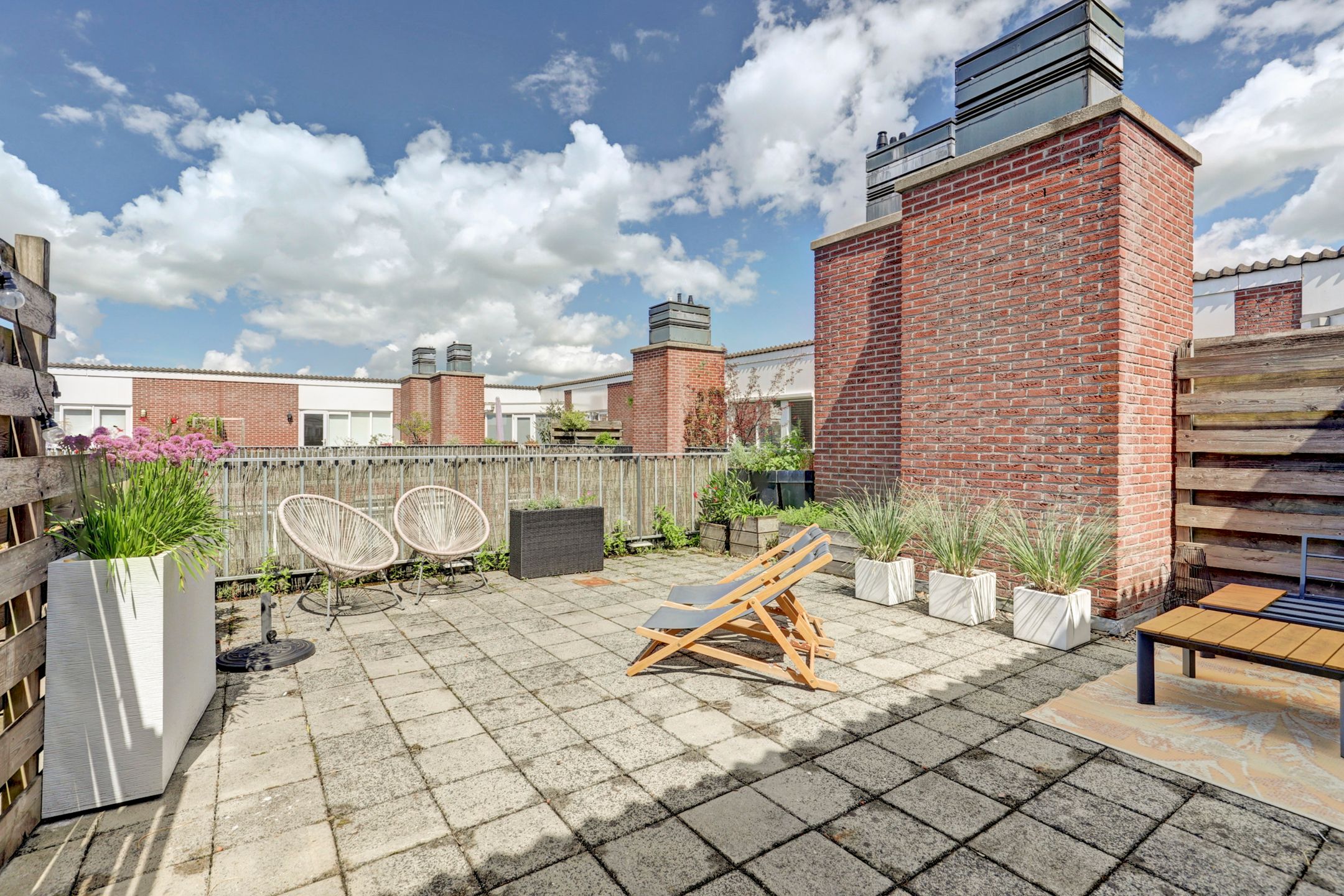 Photo 21 of Graaf van Burenstraat 2-F41