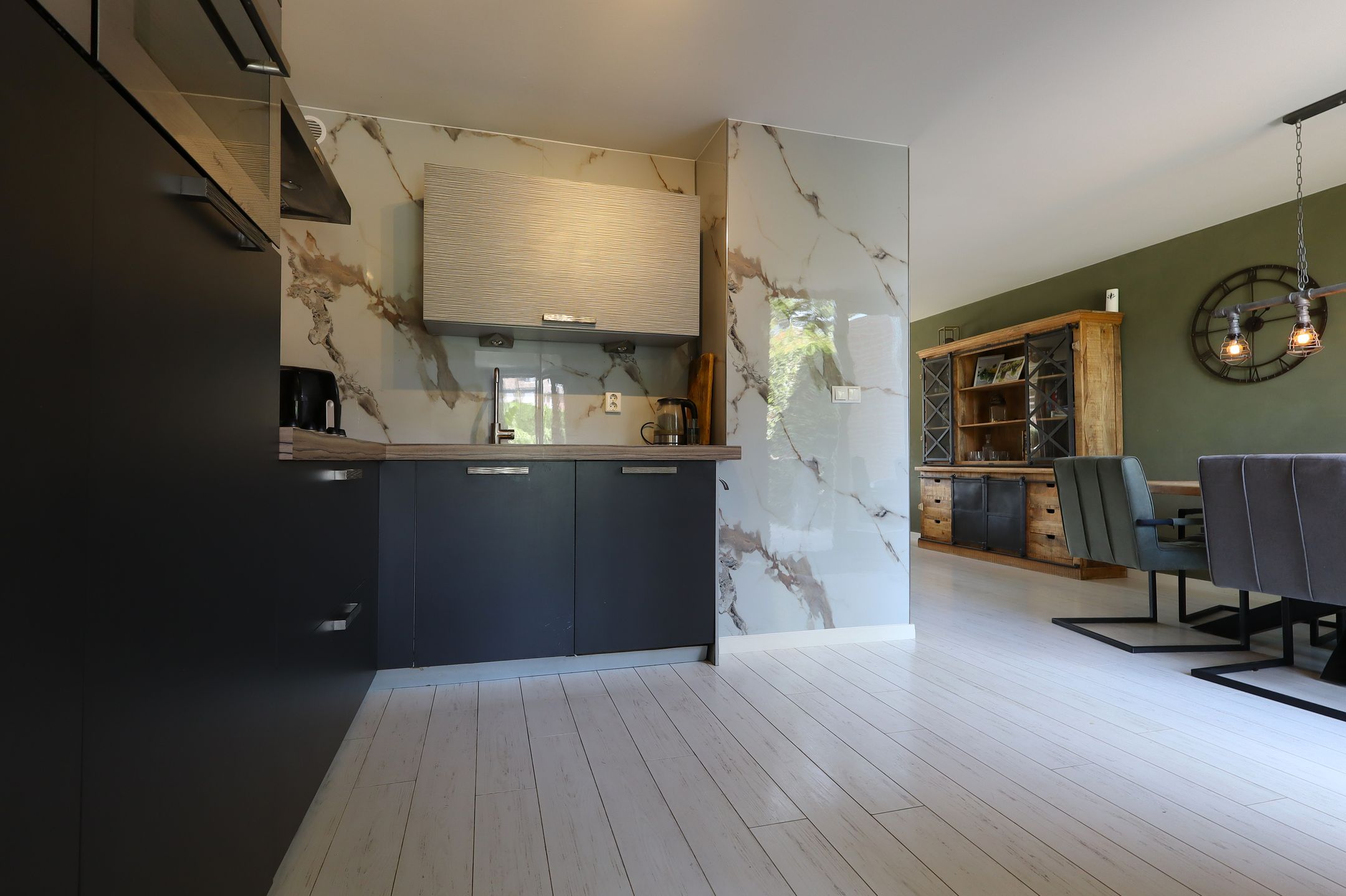 Photo 9 of Bosboomplantsoen 44