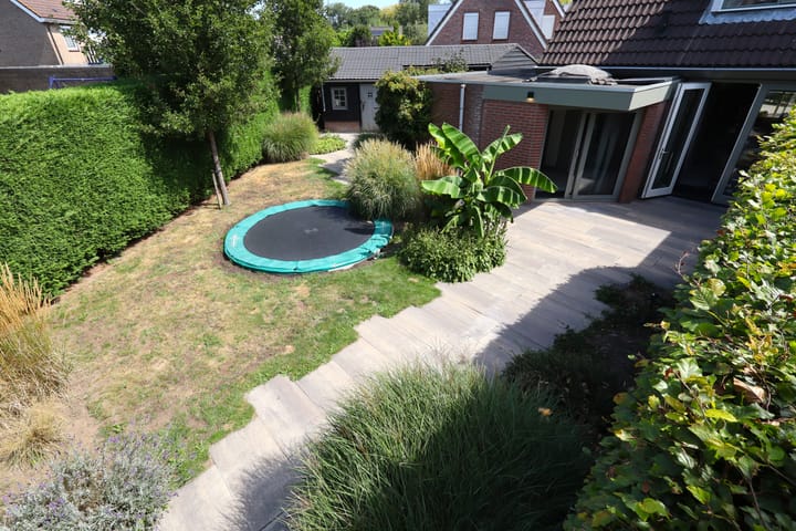 Foto 19 van Bosboomplantsoen 44