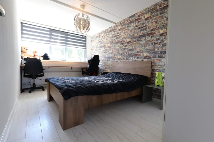 Foto 24 van Bosboomplantsoen 44