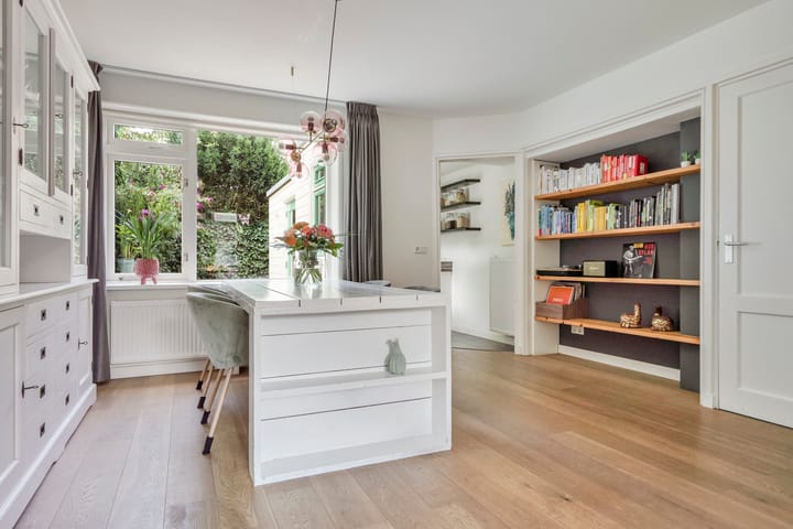 Foto 6 van Van der Venstraat 6