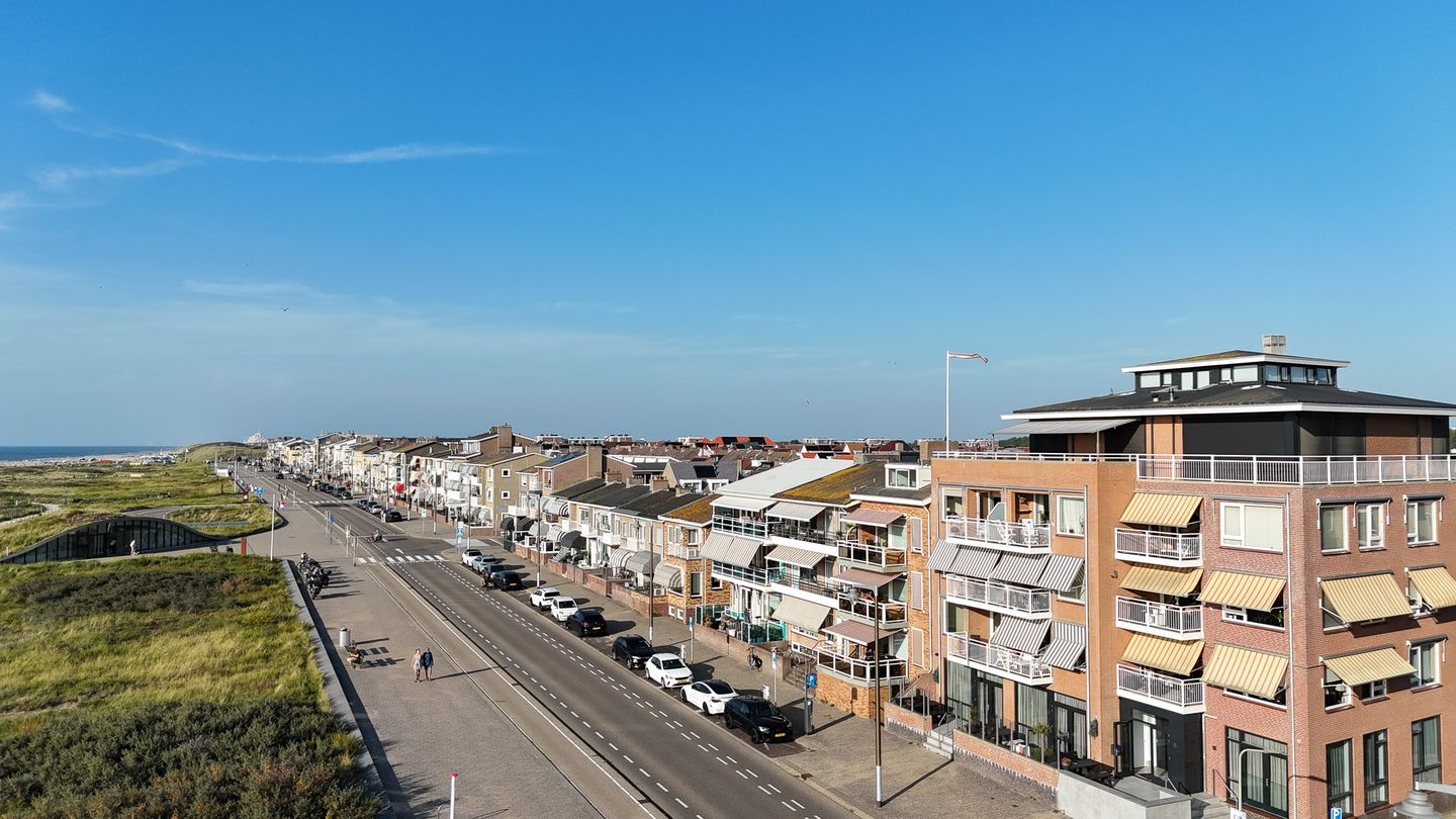 Photo 50 of Boulevard 62