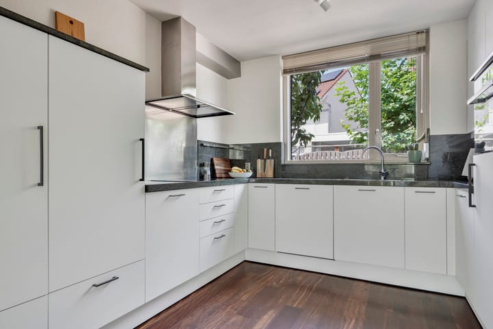 Foto 12 van Meester Happensoenlaan 47