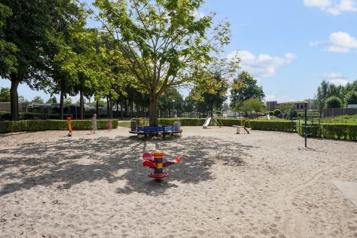 Foto 42 van Meester Happensoenlaan 47