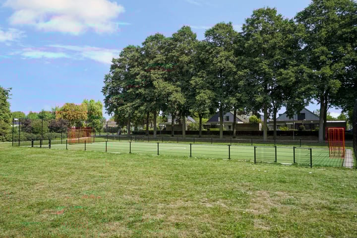 Foto 43 van Meester Happensoenlaan 47