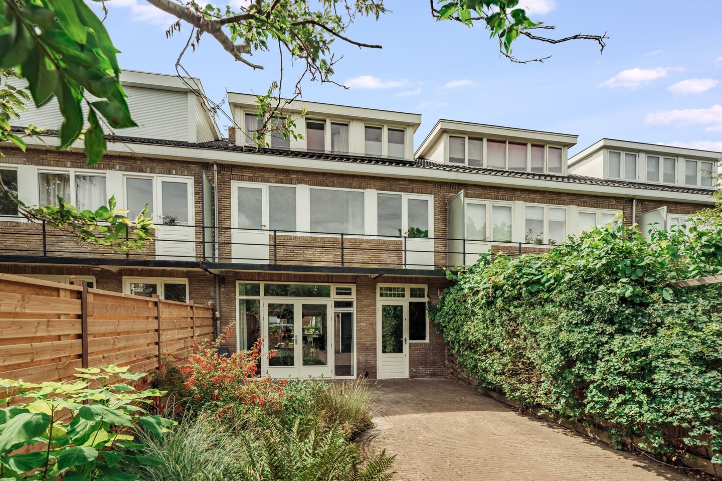 Foto 10 van Mr. Rendorplaan 8