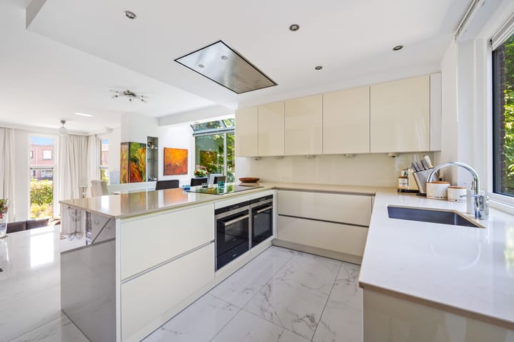 Foto 23 van Abraham Kuyperplein 14