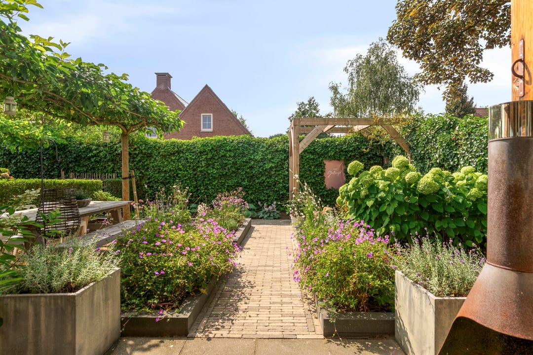 Foto 38 van Vlutterven 25