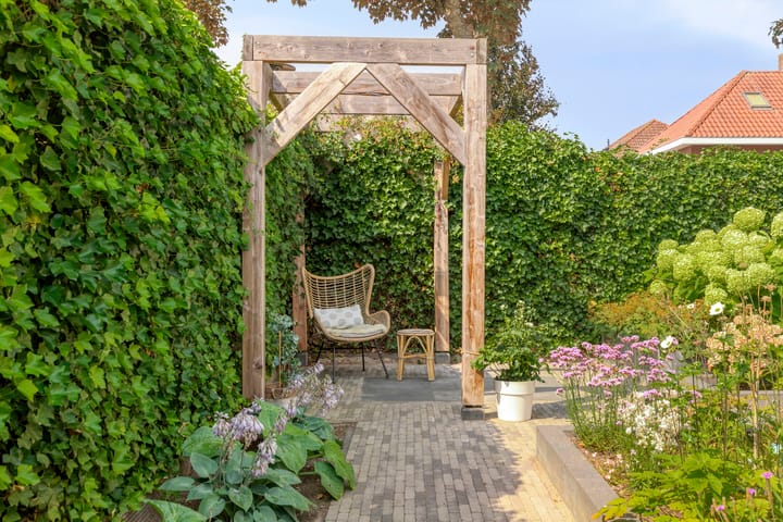 Photo 41 of Vlutterven 25