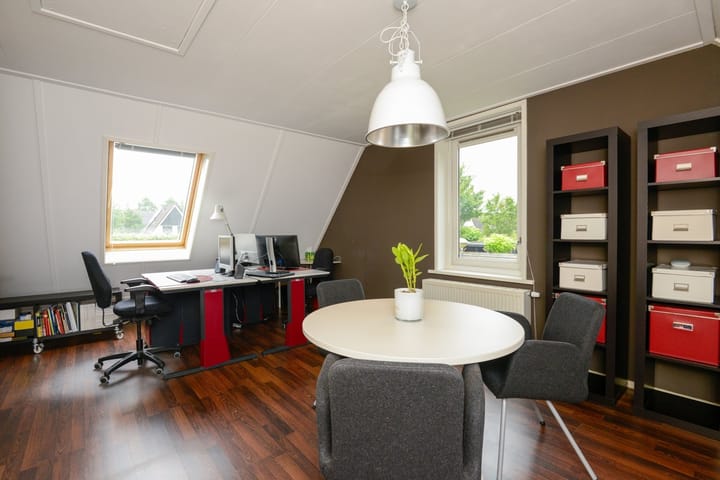 Foto 28 van Eendekroos 100