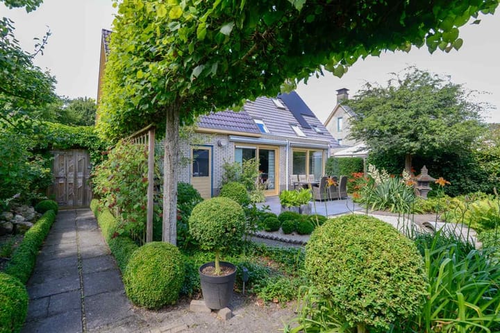 Foto 54 van Eendekroos 100