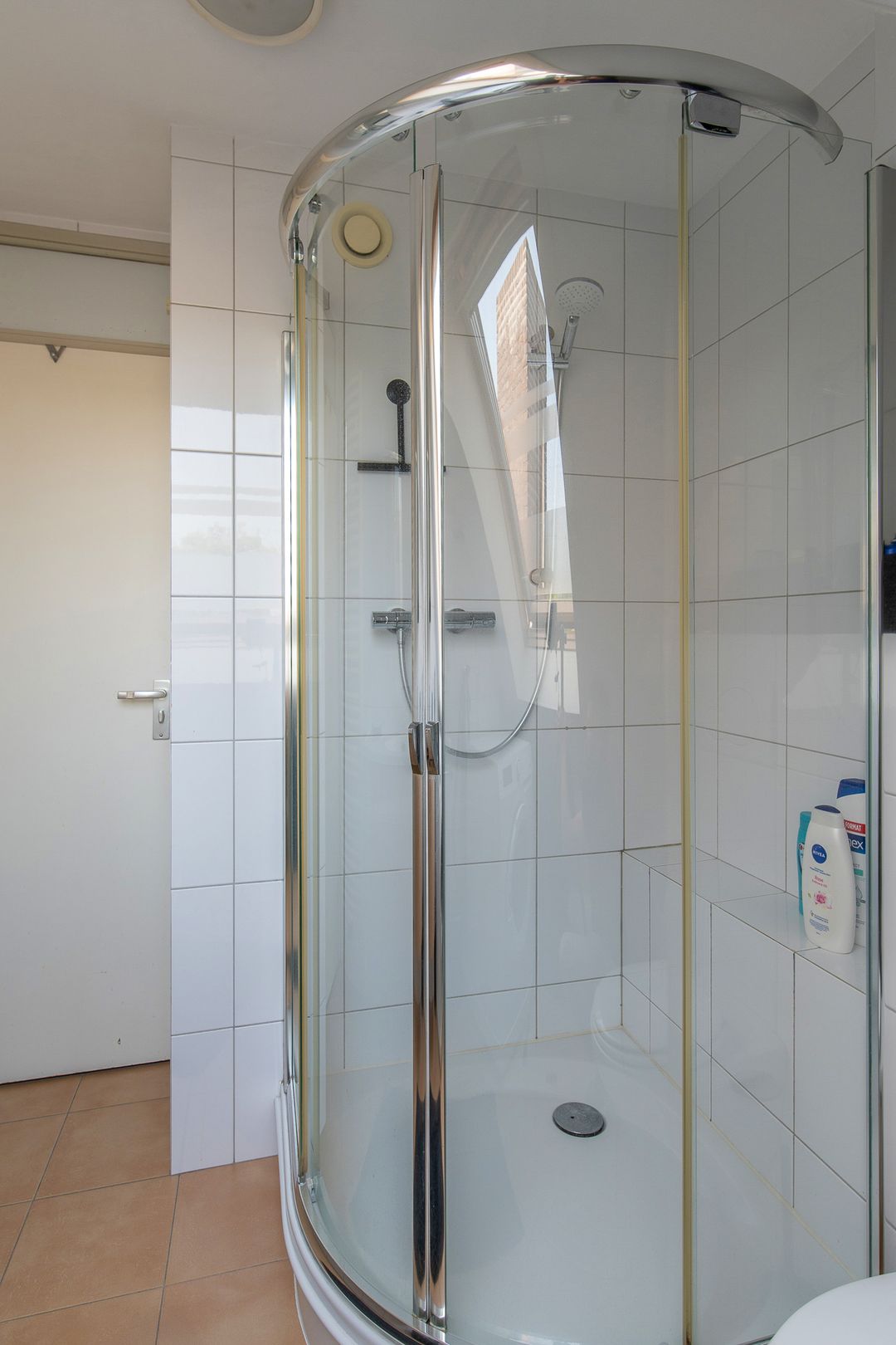 Photo 16 of De Bus 9