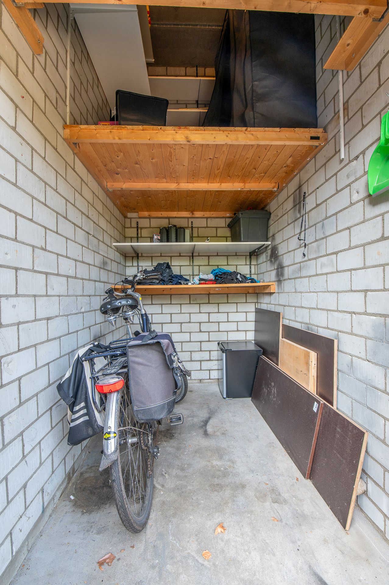 Photo 21 of De Bus 9