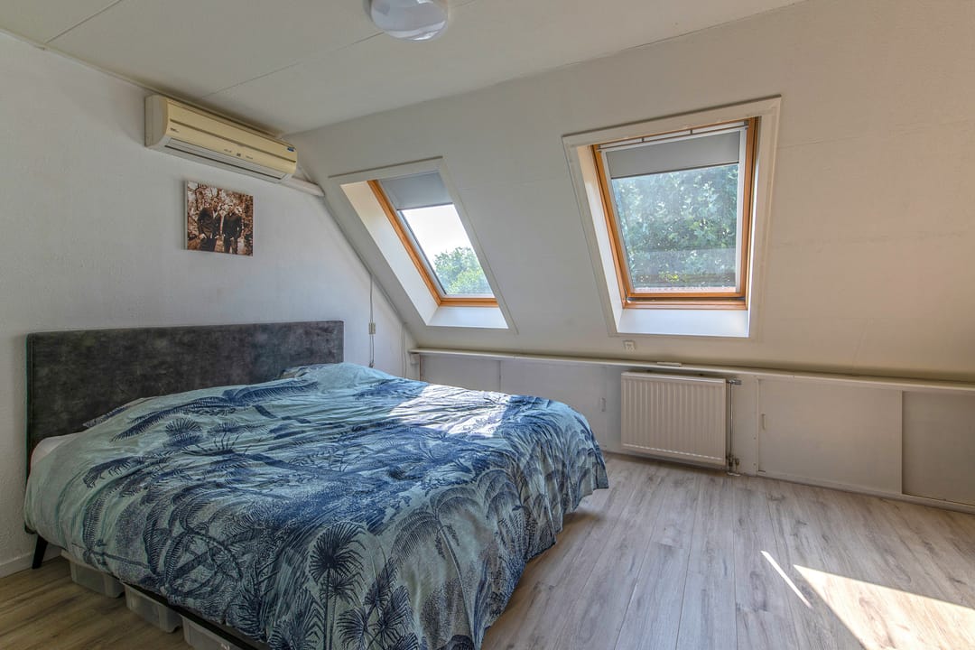 Photo 17 of De Bus 9