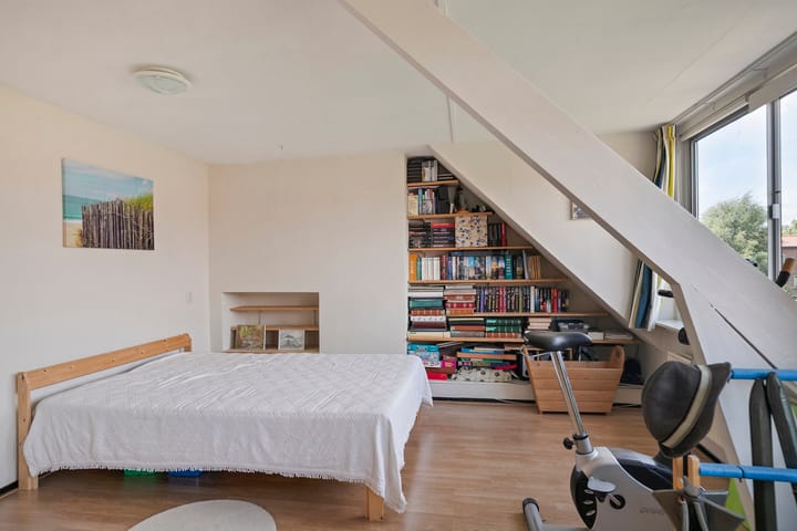 Foto 25 van Brederostraat 79