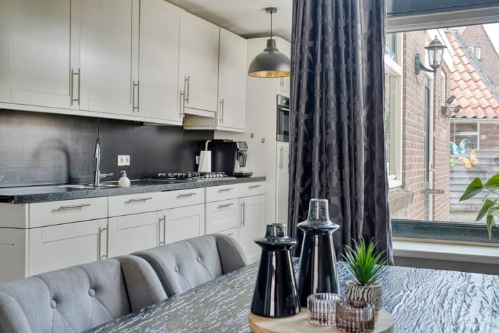 Foto 8 van Willem de Clercqstraat 5