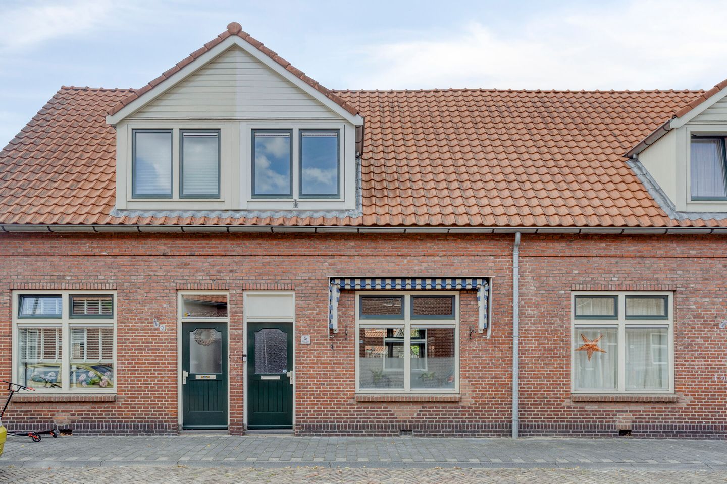 Foto 1 van Willem de Clercqstraat 5