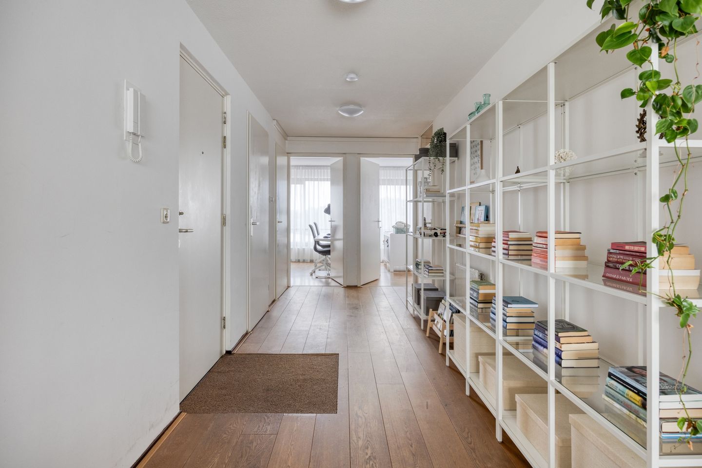 Foto 14 van Weidevogellaan 176