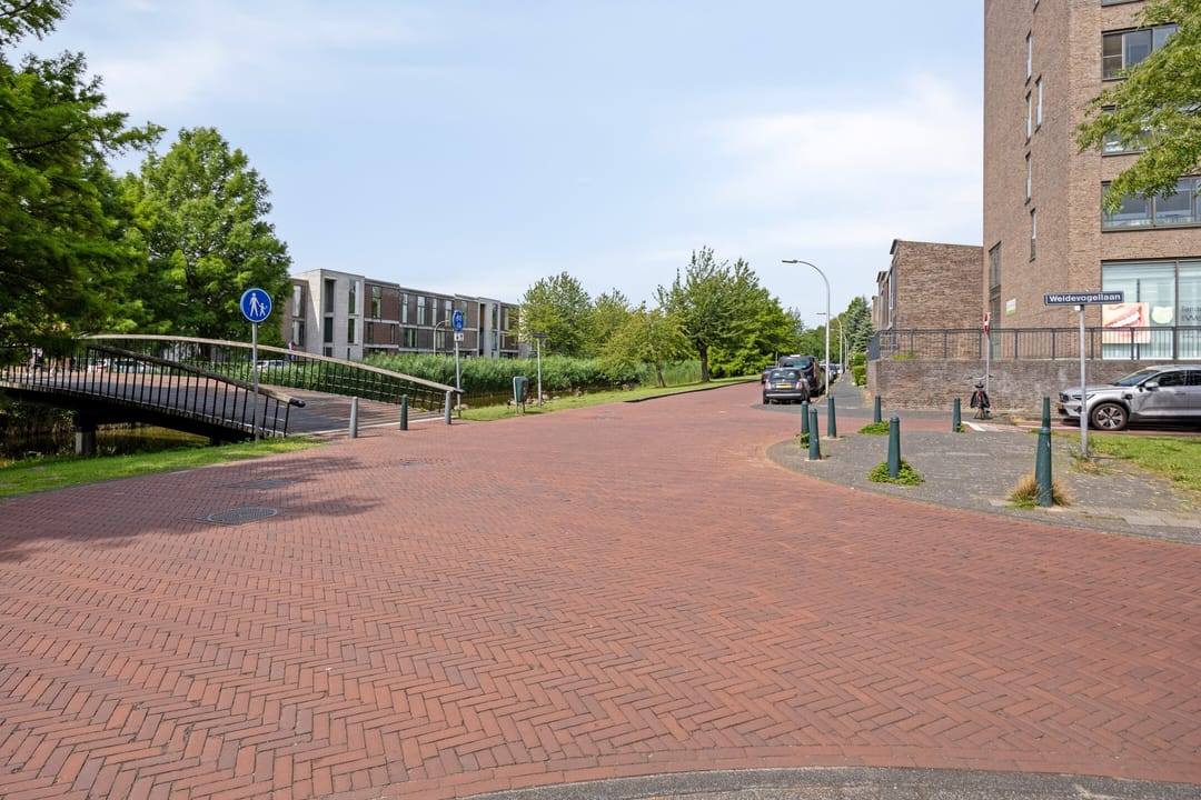 Foto 17 van Weidevogellaan 176