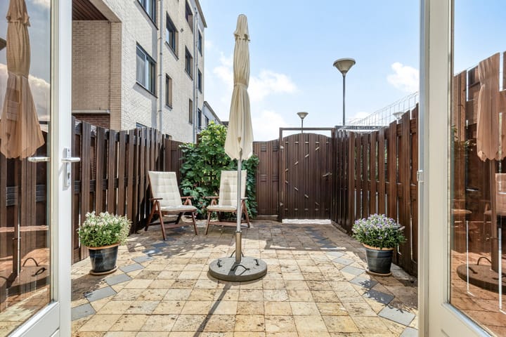 Foto 25 van Hazerswoudestraat 7