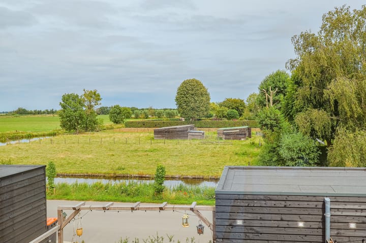 Foto 20 van Notenerf 8