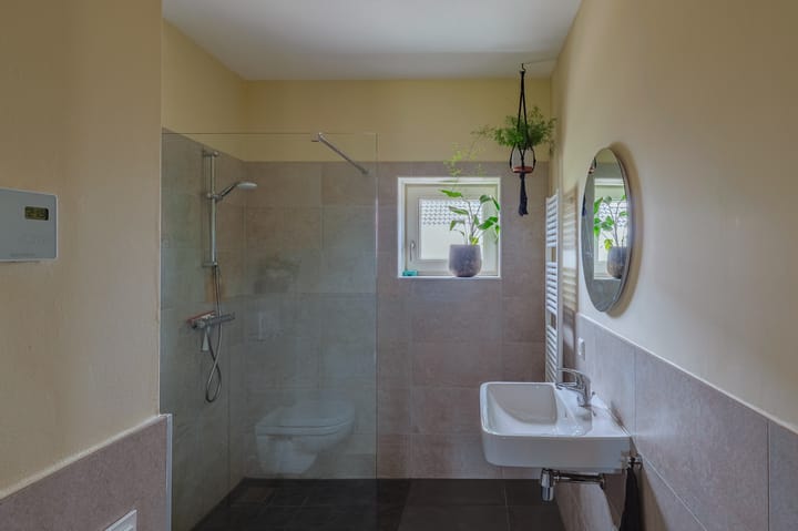 Foto 21 van Notenerf 8