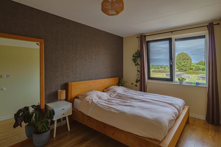 Foto 19 van Notenerf 8