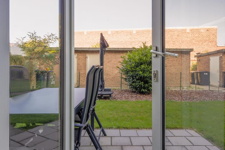 Photo 12 of Sint Angelastraat 20