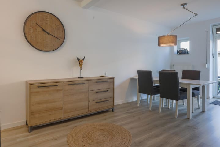 Photo 11 of Sint Angelastraat 20