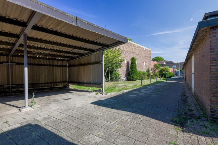 Photo 23 of Sint Angelastraat 20