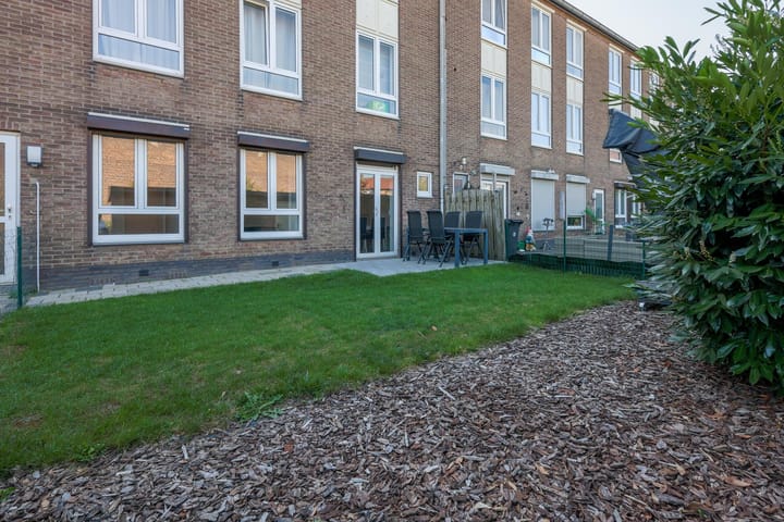 Photo 21 of Sint Angelastraat 20