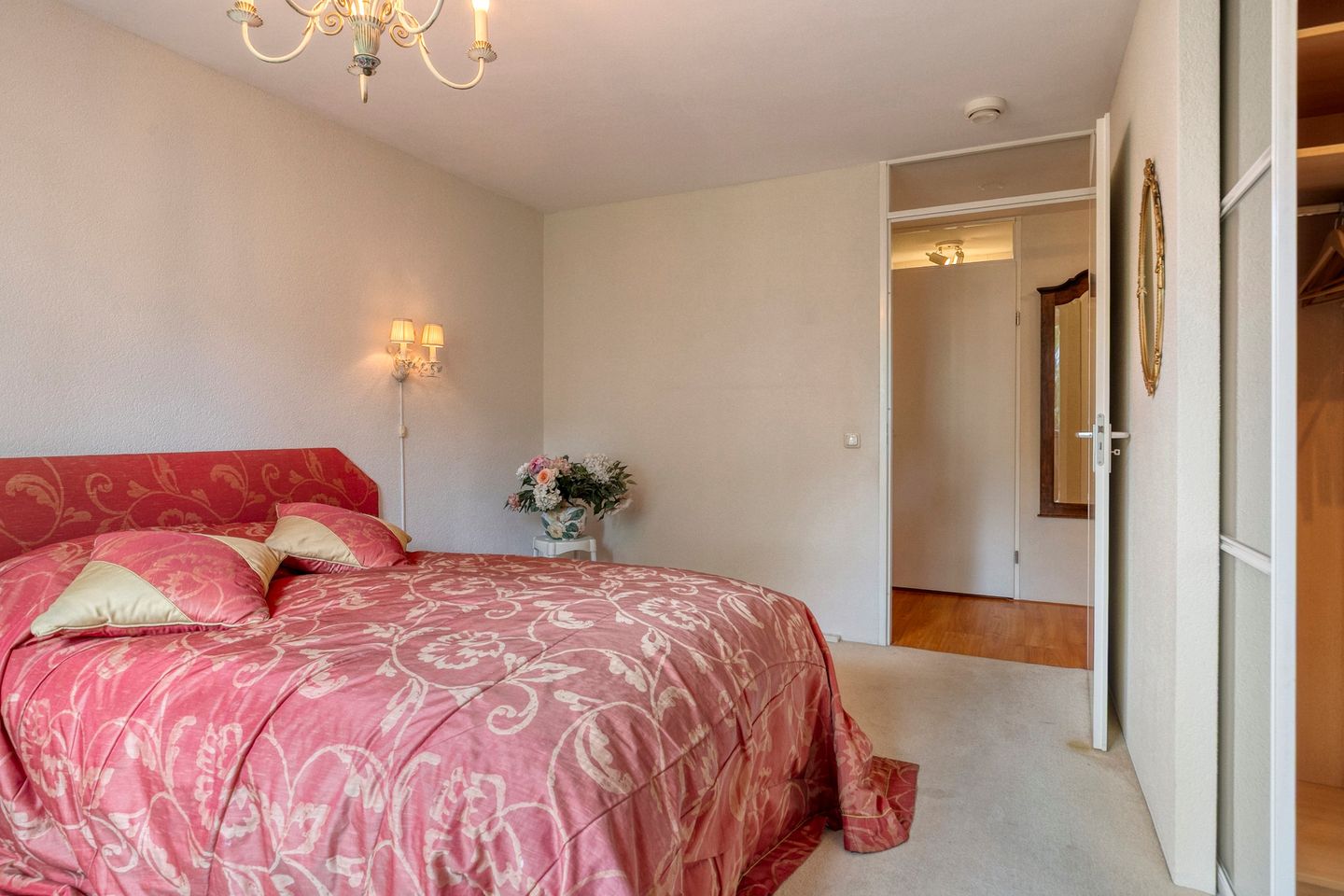 Foto 20 van Leyweg 1298-C