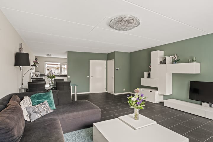 Foto 2 van Van Hulststraat 43