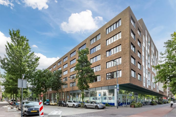 Photo 1 of Johan van der Keukenstraat 50