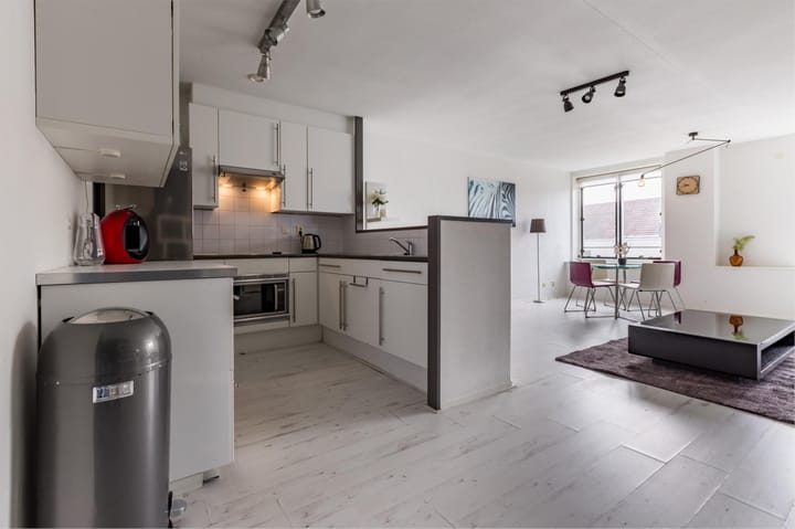 Foto 4 van Johan van der Keukenstraat 50