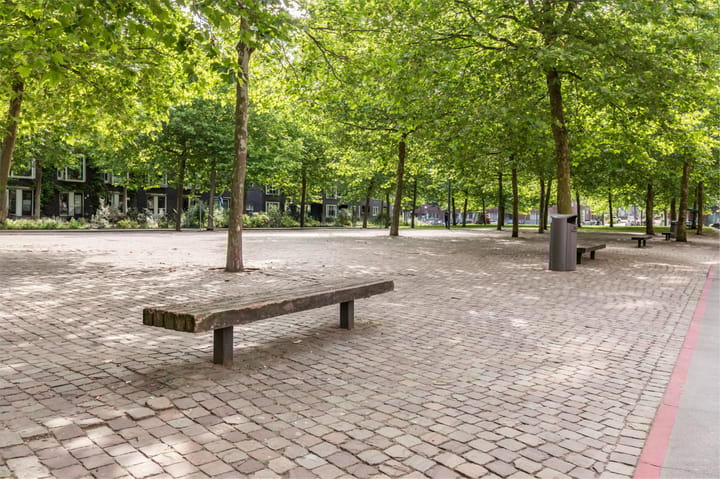 Photo 36 of Johan van der Keukenstraat 50