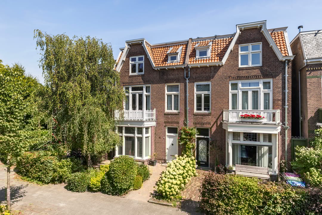 Foto 11 van Alma Tademastraat 6