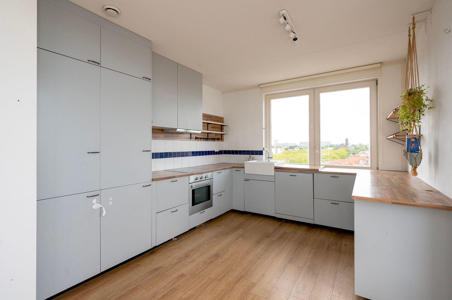 Photo 5 of Loosduinseweg 671-G